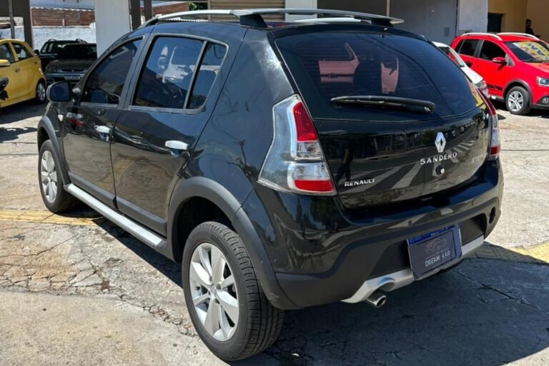 WhatsApp Image 2025-11-18 at 09.41.56 (1)